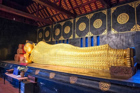Buddha statue
