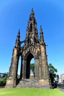 Monument to Sir Walter Scott