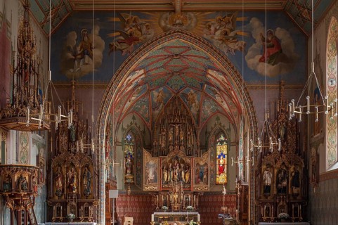 High altar with late Gothic shrine figures in St Pelagius Church