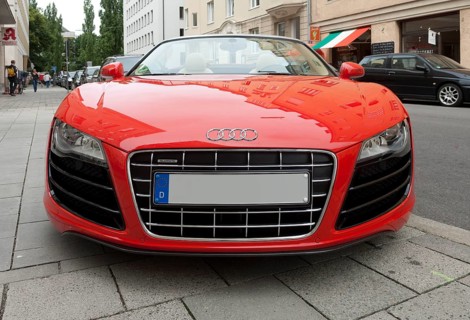 Audi R8