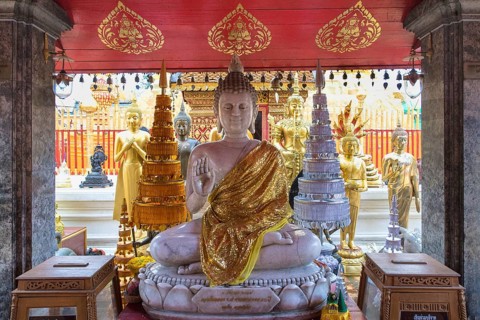 Buddha statue