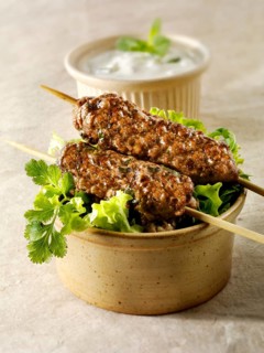 Kofte kebabs with salad and yoghurt