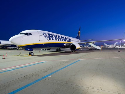 Boeing 737 airliner of the budget airline Ryanair on the runway