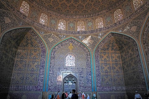 Domed hall of Lotfollah Mosque