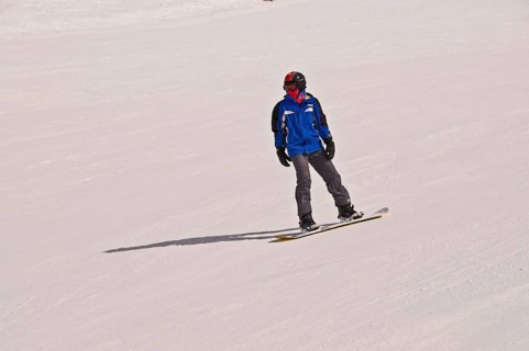 Snowboarder