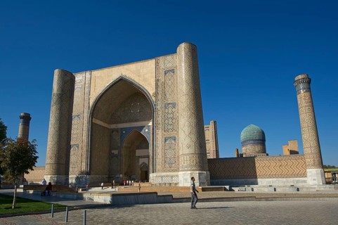 Bibi-Khanym Mosque