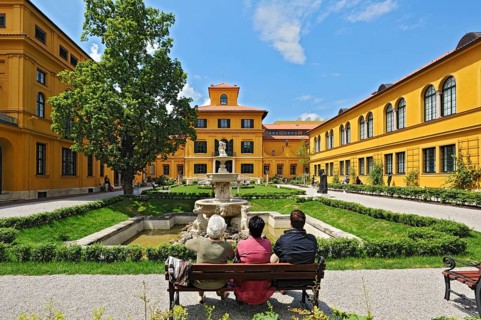 Garden with fountain