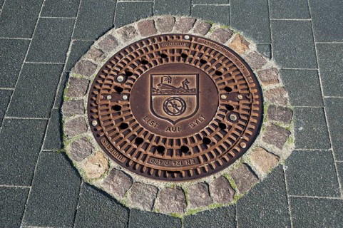 Manhole cover