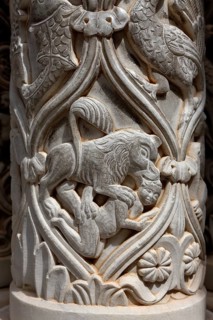 Lion kills people