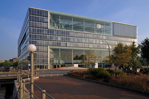 Deichtor Center with studio of the ZDF