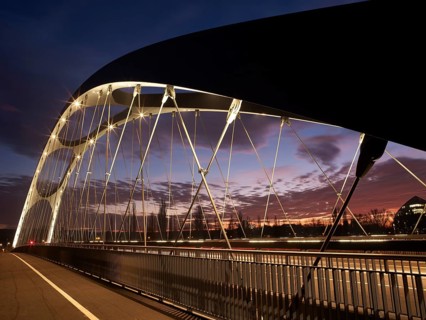 Osthafenbruecke bridge at dusk