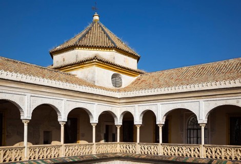 The colonnaded upper floor of the mansion Casa de Pilatos