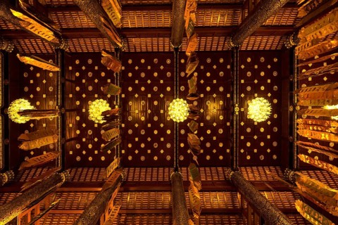 Ceiling of Wat Chedi Luang Temple