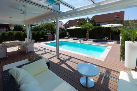 Private house with a conservatory
