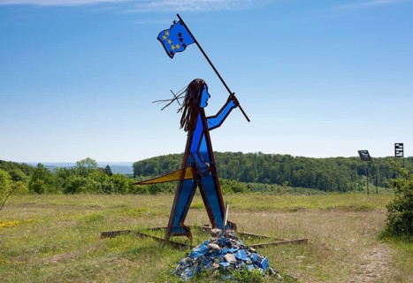 Installation 'Jeanne d'Europe' after to Jeanne d'Arc