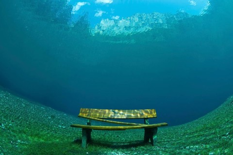 Sunken bench in Gruener See or Green Lake