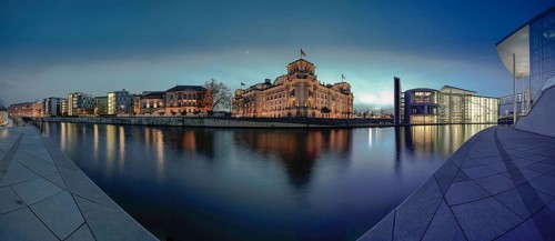 Panoramic view of Spreebogen