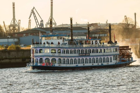 Paddle steamer Louisiana Star