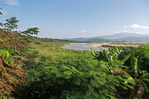 Bend of the Maenam Kok River