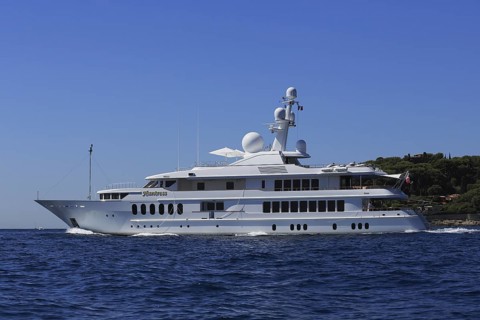 Feadship motor yacht Huntress crosses at Cap Ferrat