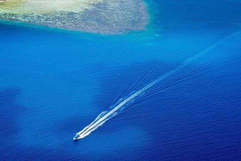 Diving boat