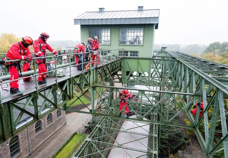 Firefighters practicing rescue from heights on the old Henrichenburg boat lift
