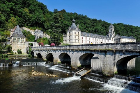 Abbey of Saint Pierre and Pont Coude bridge