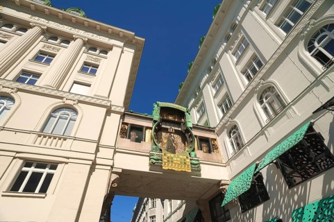 Ankeruhr Clock in Ankerhof