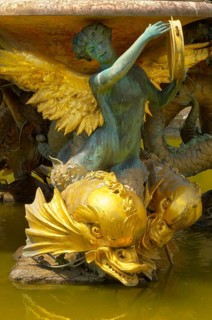 Statues of the Italian Fountain