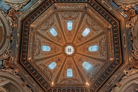 Interior dome view in the staircase