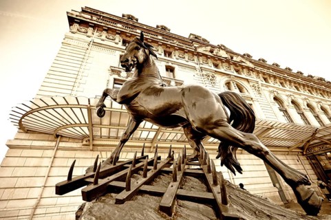 Sculpture Cheval a la herse