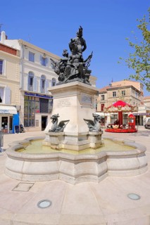 La Fontaine de la Durance fountain