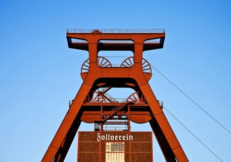 Double headframe of shaft XII