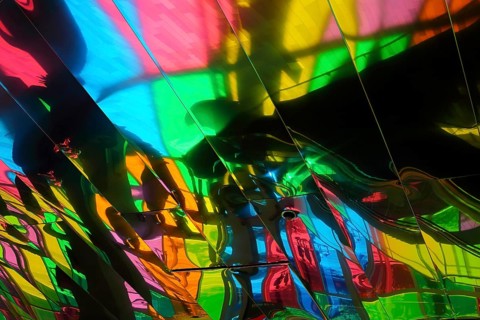 Reflecting ceiling