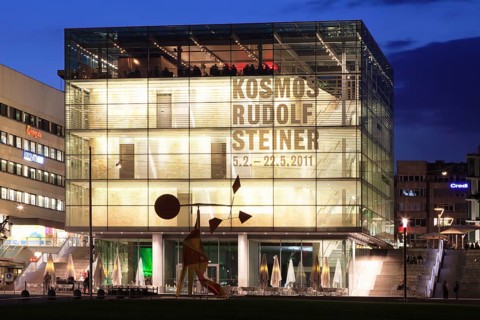 Kunstmuseum art museum on Schlossplatz square