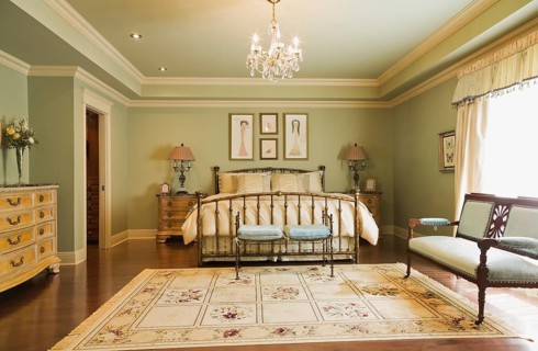 Luxurious master bedroom