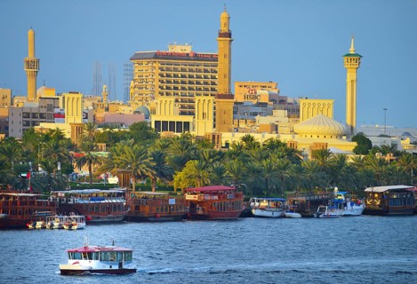 Dhows on the banks of Dubai Creek