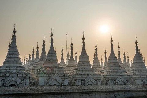 Atthakatha chedis or stupas