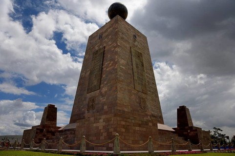 Equatorial Monument
