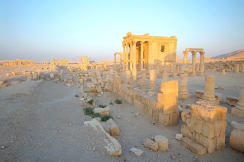 Ruins of the ancient city of Palmyra in the morning light