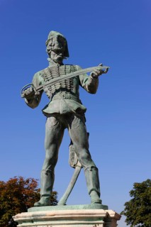 Monument of Huszar Oreg