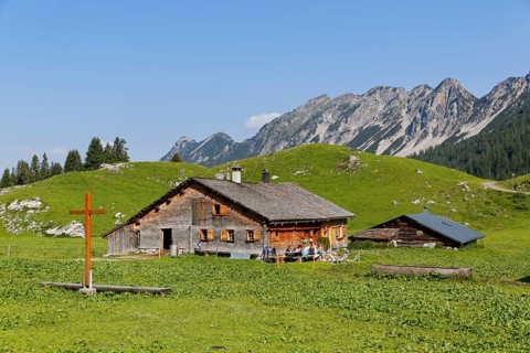 Laguz Alps with Breithorn Mountain