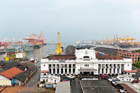 Colonial port building