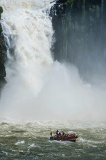 Jetboat underneath the Iguazu Falls