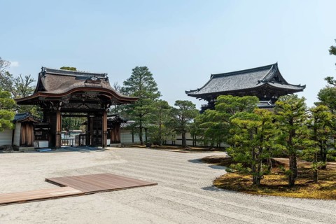 Ninna-ji Temple Goths
