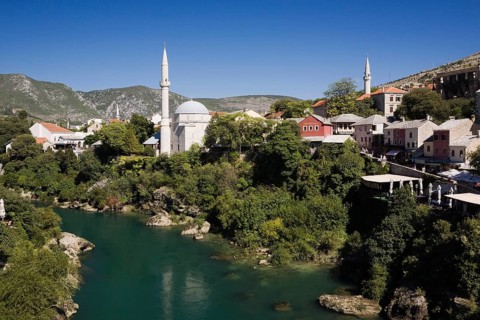 Historic centre with mosque and Neretva River