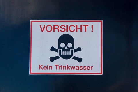 Sign 'Vorsicht! Kein Trinkwasser'
