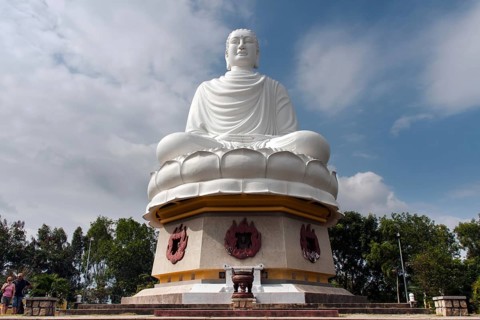 Buddha of Long SÆ¡n
