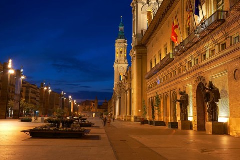 Plaza del Pilar square