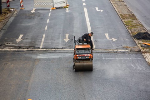 Roller compactor
